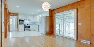 Stunning 4BE/2.5BA home  at corner lot single story home! Gallery 13