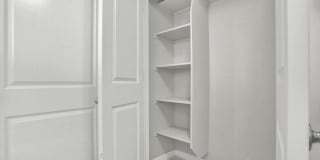 Upper Valley 2 Bedroom 2.5 Bath Gallery 31