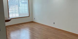 CHARMING 3 BEDROOMS 2 BATH TOWN HOUSE Gallery 3