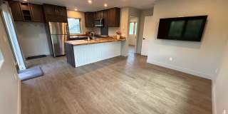 518 West Hayes Street - C Gallery 12