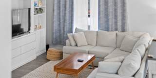 Bright & Comfortable 3 Bedroom Home Gallery 45