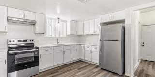 2 Bedroom 2 Bathroom Home with Flex Space & Spacious Backyard! Gallery 1