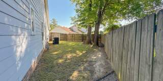 Coming Soon! 3 Bedroom 2 Bathroom-Dogs okay! Gallery 23