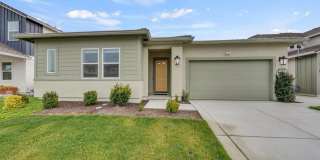 New 4 Bedroom 2.5 Bathroom 2280 sqft Home in Sacramento's Northlake Community for Lease. Gallery 1