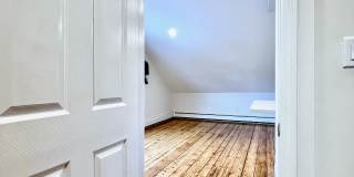 131 Pearl St Gallery 12