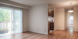 Severn Square Gallery 7