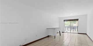 13655 NE 10th Avenue Gallery 10