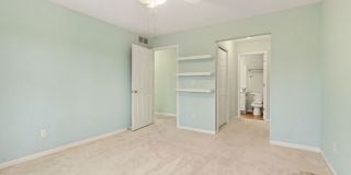 4319 Valley Hollow Dr NE Gallery 8