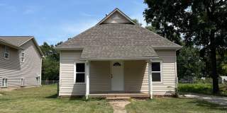 222 Lee Ave Gallery 1