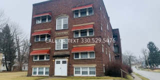 1700 Fulton Rd Nw Gallery 1