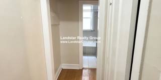 4931 North Whipple Gallery 10