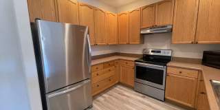 SW Littleton Top Floor Condo with Mountain Views! Gallery 3