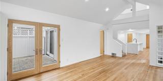 404 Prospect Street Gallery 10