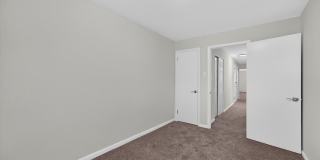 2261 STRAHLE Street Gallery 17