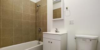 4820 S Michigan Ave Gallery 3