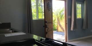 Gorgeous Guest house, with1 Bedroom and 1 Bathroom,  Hawthorne. Gallery 17