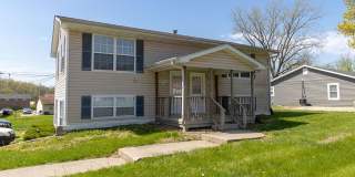 Cute 2 bedroom Duplex Gallery 1