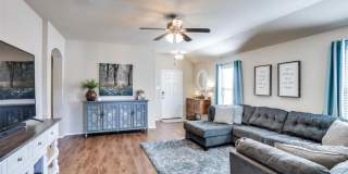 1606 Meadow Creek Drive Gallery 6