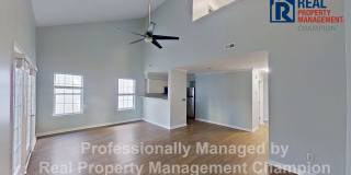 Cute 3 BD/2 BA Townhome Style Near UNCW Gallery 4