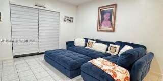 10445 NW 11th St Gallery 1