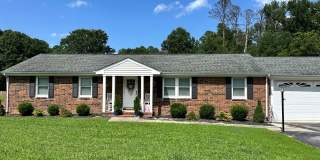 Beautiful brick rancher on over 1.5 acres Gallery 1