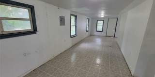 14052 RAILROAD AVENUE Gallery 6