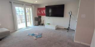 4138 Riverside Drive Gallery 9