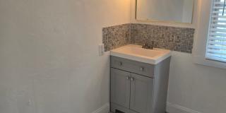 CHARMING 2 BEDROOM 1 BATH APARTMENT HOME - $500 OFF FIRST MONTH RENT! Gallery 17