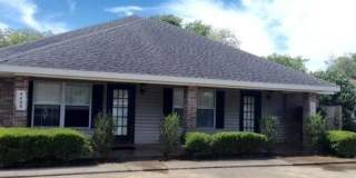 2 Bedroom 2 bath Duplex for rent Gallery 1