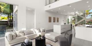 2217 NE 17th Ter Gallery 27