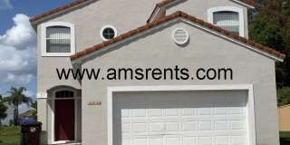 Spacious 3-bedroom 2.5 bath in Lakeside Gallery 1