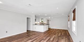 4 Bedroom House in Southdowns| Near St. Aloysius School Gallery 9