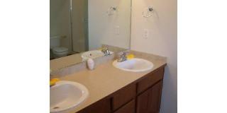 Spacious 4 Bedroom Home w/ Fully Fenced Yard & 2 Car Garage! Gallery 8