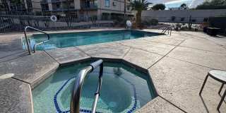 Riverfront 2BR Condo Great Views, Luxury Furnished incl UTILITIES Riverfront 2BR Condo Great Views, Luxury Furnished incl UTILITIES Gallery 36
