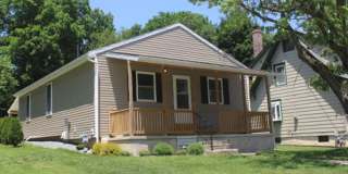 Newly Renovated 3 Bedroom Home Gallery 1