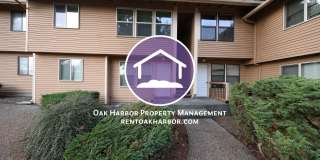 2 Bed 1 Bath - Excellent Condition - NAS Whidbey Gallery 1