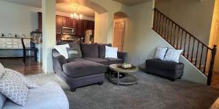 Charming Furnished 4 Bedroom Home in Phoenix with Home Theater Gallery 4