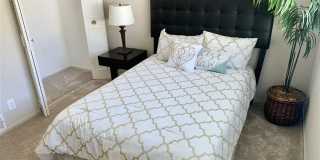 Pleasanton Laguna Vista 2 Bed / 1 bath, updated kitchen & bathroom, Two Year Lease required, Community Pool! Gallery 9