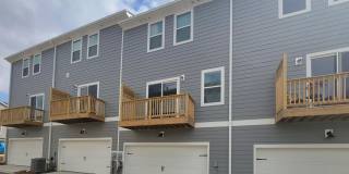 Room in 4 Bedroom Townhome at Memorial Pkwy Room in 4 Bedroom Townhome at Memorial Pkwy Gallery 13