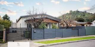 Spacious 4-Bed, 3-Bath Home in Los Angeles – Includes 2 Suites Gallery 1