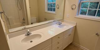 Desirable 2BR Townhome Near Downtown Hickory — Utilities Included Gallery 5