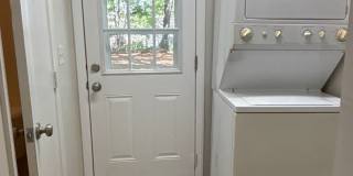 3 BR between North Elm and North Church Gallery 14