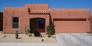 Wonderful Cozy 2 Bed/1 Bath Home - NEW TILE Throughout! Gallery 1