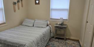 27 Shady Lane Gallery 1