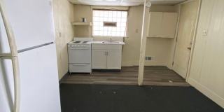 *AVAILABLE NOW!! ASK ABOUT OUR LEASING SPECIALS!!* BEAUTIFUL Fully Renovated Apartments Gallery 3