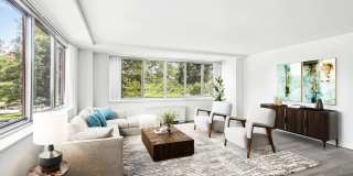 RiverHouse Gallery 11