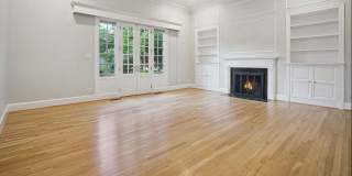 Beautifully Appointed Townhome in Historic Old Town Alexandria Gallery 4