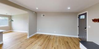 Updated Single-Story with A/C | Coastal Living Gallery 6