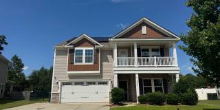 Five Bedroom Home in The Villages of Denver Gallery 1