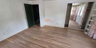 AVAILABLE JANUARY 2027 - BEAUTIFUL AND UNIQUE 4 BR HOME ACROSS CAMPUS Gallery 21
